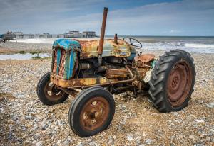 Fishermans-Rusty-Tractor