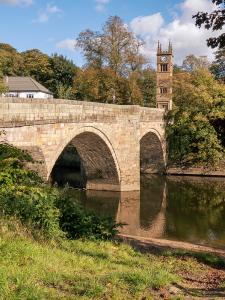 Clock-tower-at-Stoneclough